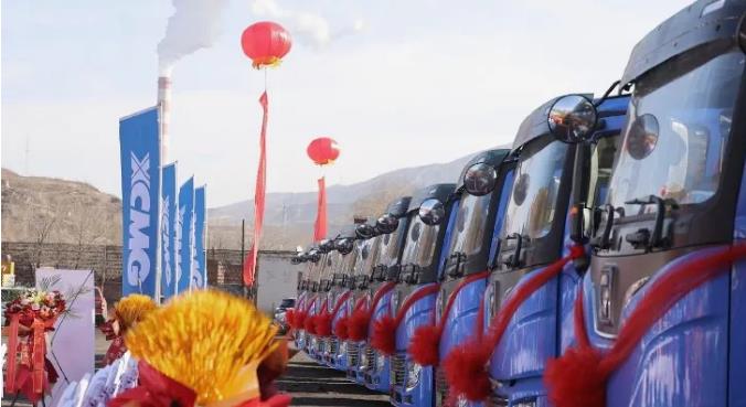 首季“开门红”！百台徐工新能源换电重卡交付山西