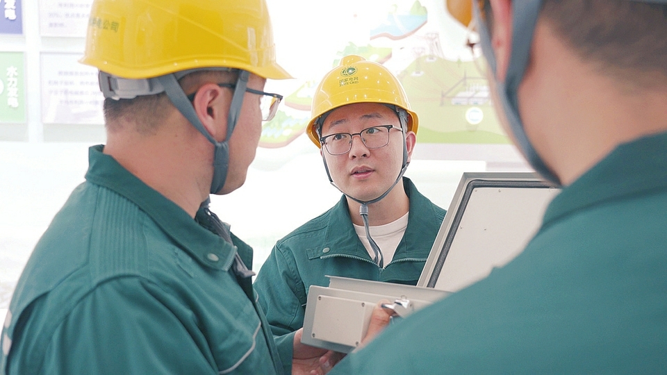 【奋斗者 正青春】国网忻州供电公司变电运维中心技术员傅裕挺——守护万家灯火