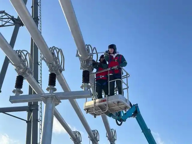 山西：科技赋能防覆冰 提升电网抗灾能力